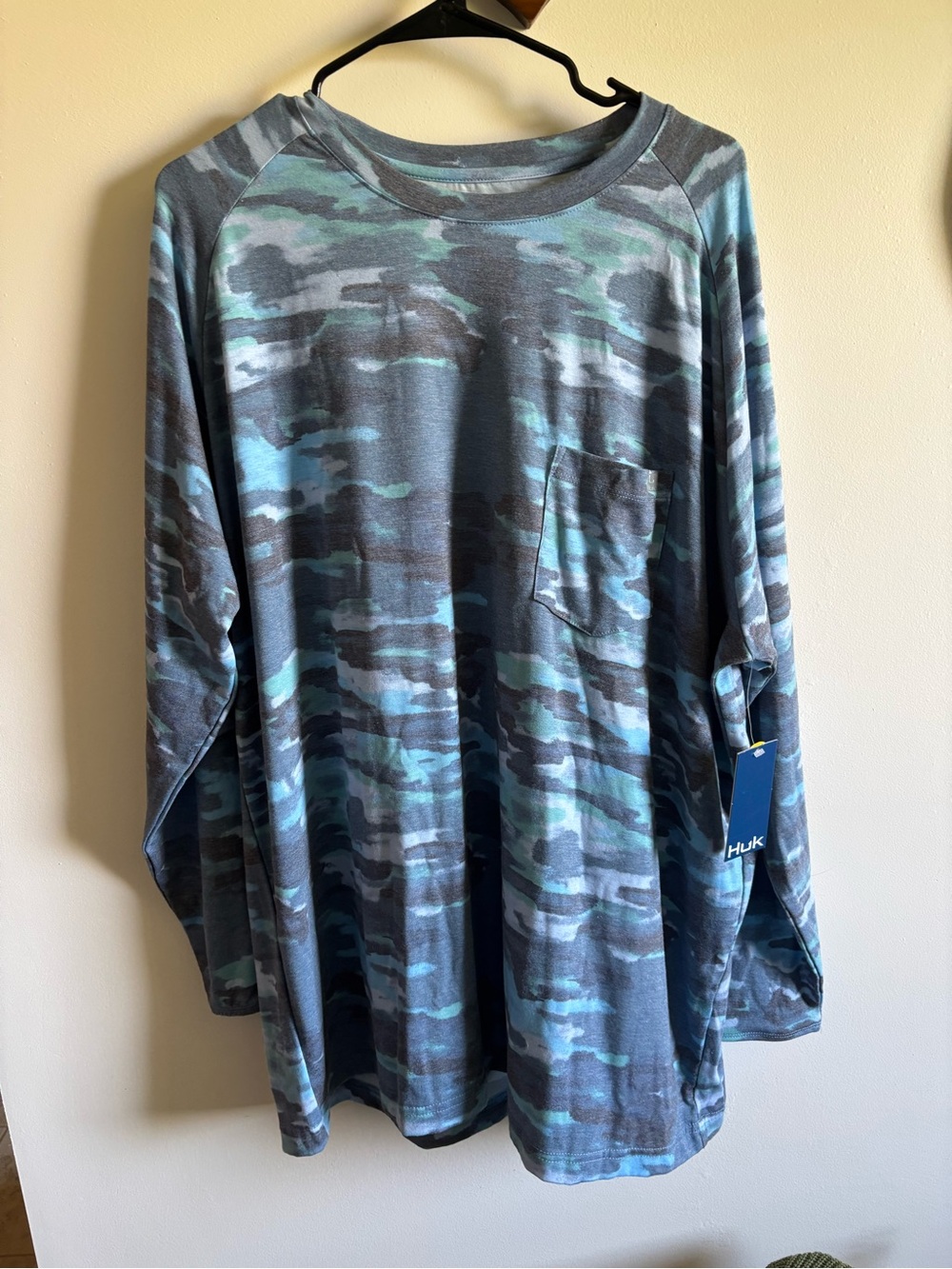Huk Gray and Blue Camo Long-Sleeve Pocket Tee